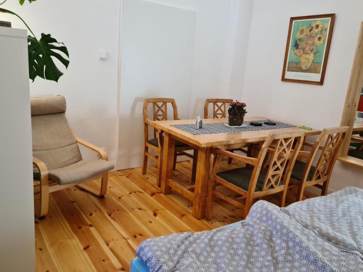 Apartamento Fewo Garten - Eigener Eingang- Wlan-Parkplatz,Netflix, Terrasse,Doppelbett Und Schlafcouch Oberhausen  Exterior foto